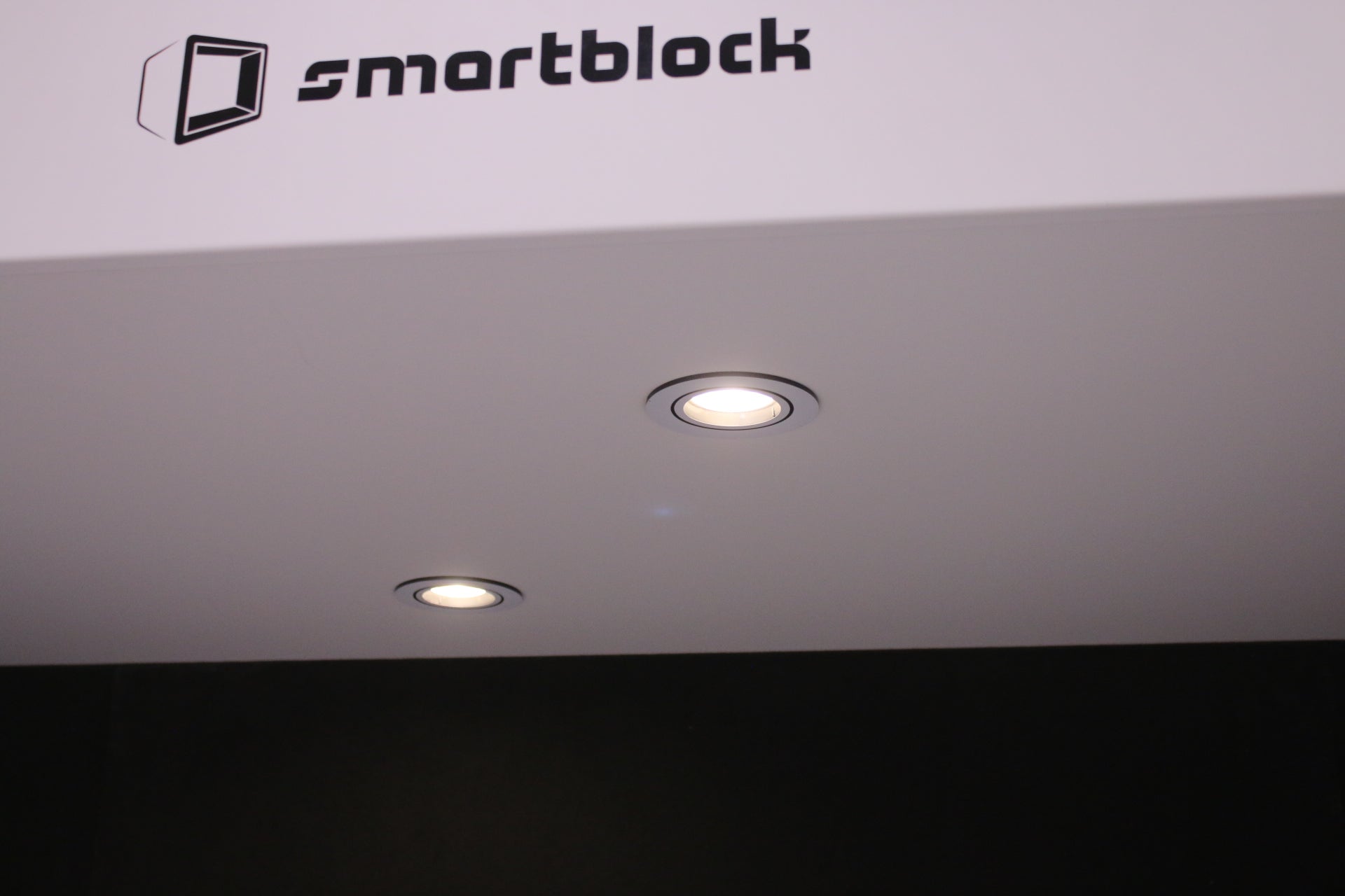 Smartblock MeetTime - hiljainen työskentelytila - Suomen Kalustekeskus