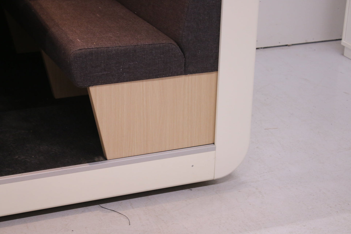 Smartblock MeetTime - Hiljainen työtila neljälle hengelle - Suomen Kalustekeskus