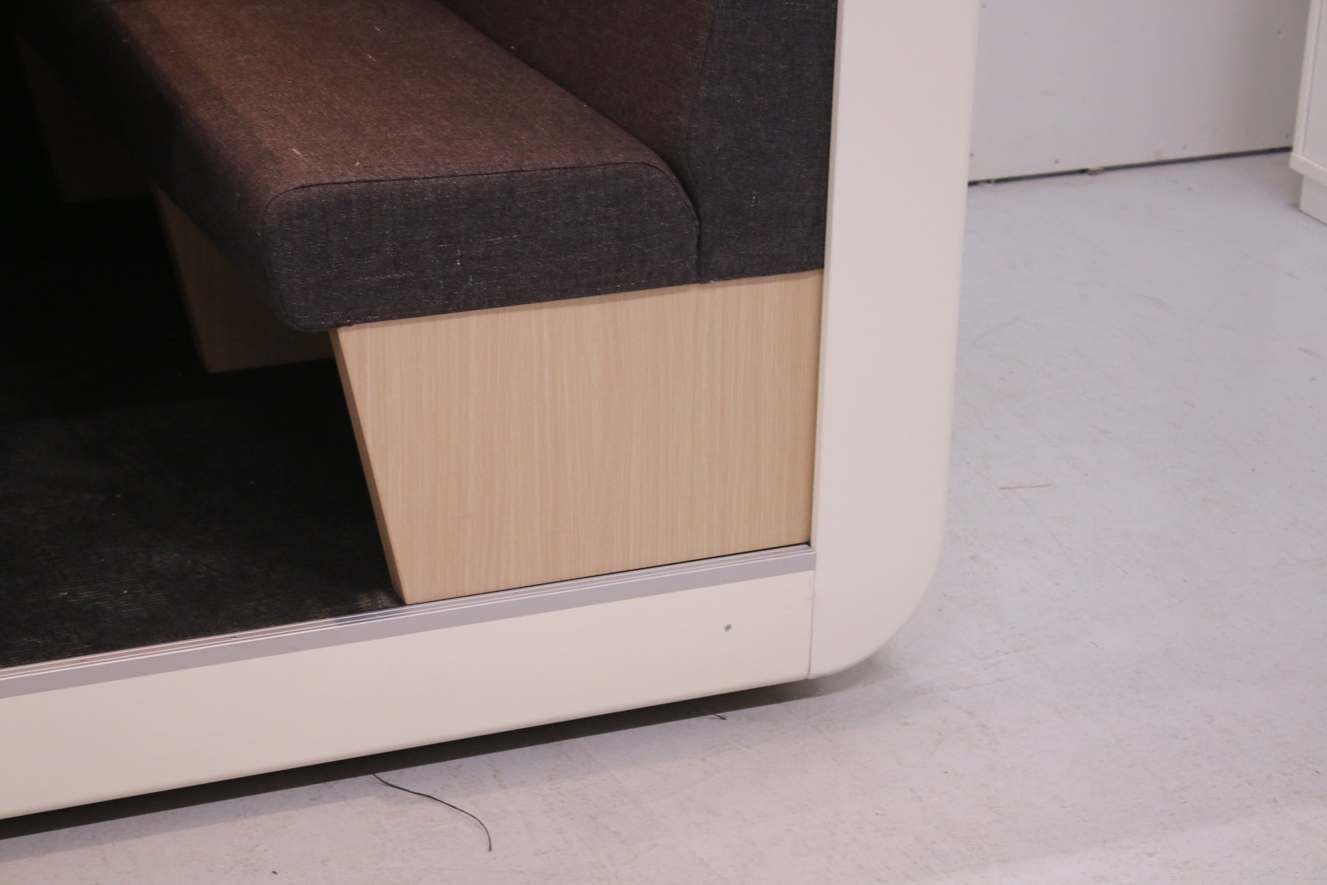 Smartblock MeetTime - Hiljainen työtila neljälle hengelle - Suomen Kalustekeskus