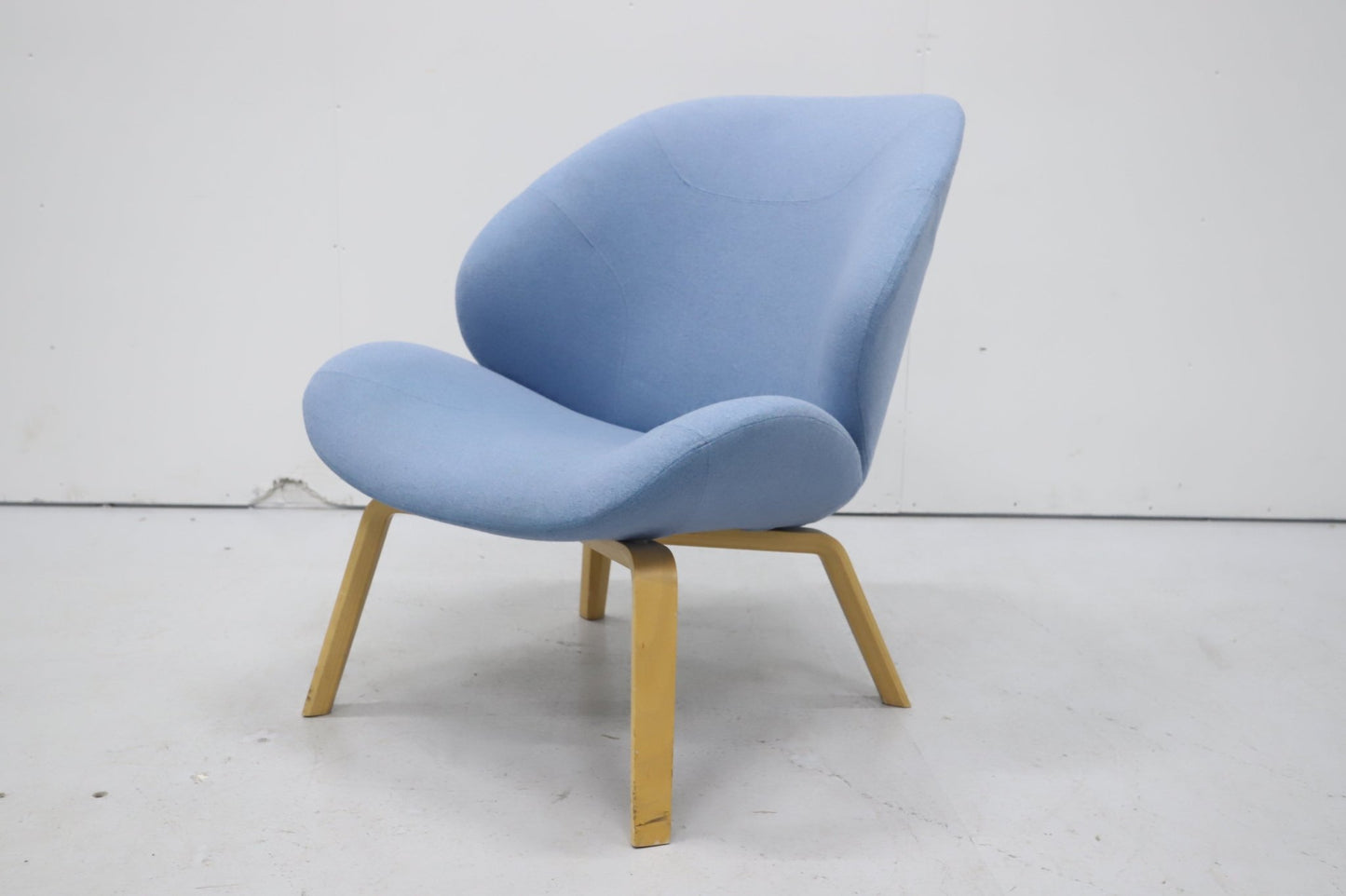 Softline Eden nojatuoli, sininen - Suomen Kalustekeskus