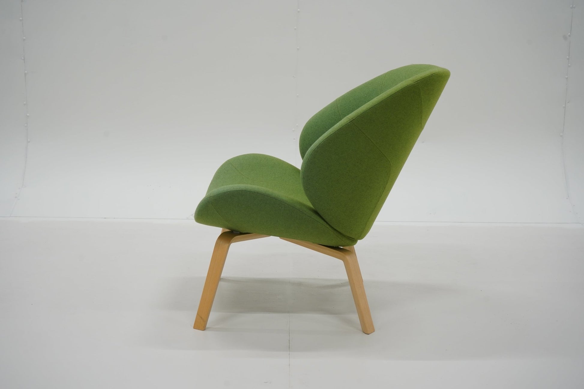 Softline Eden nojatuoli, vihreä (Design: Busk+Hertzog) - Suomen Kalustekeskus