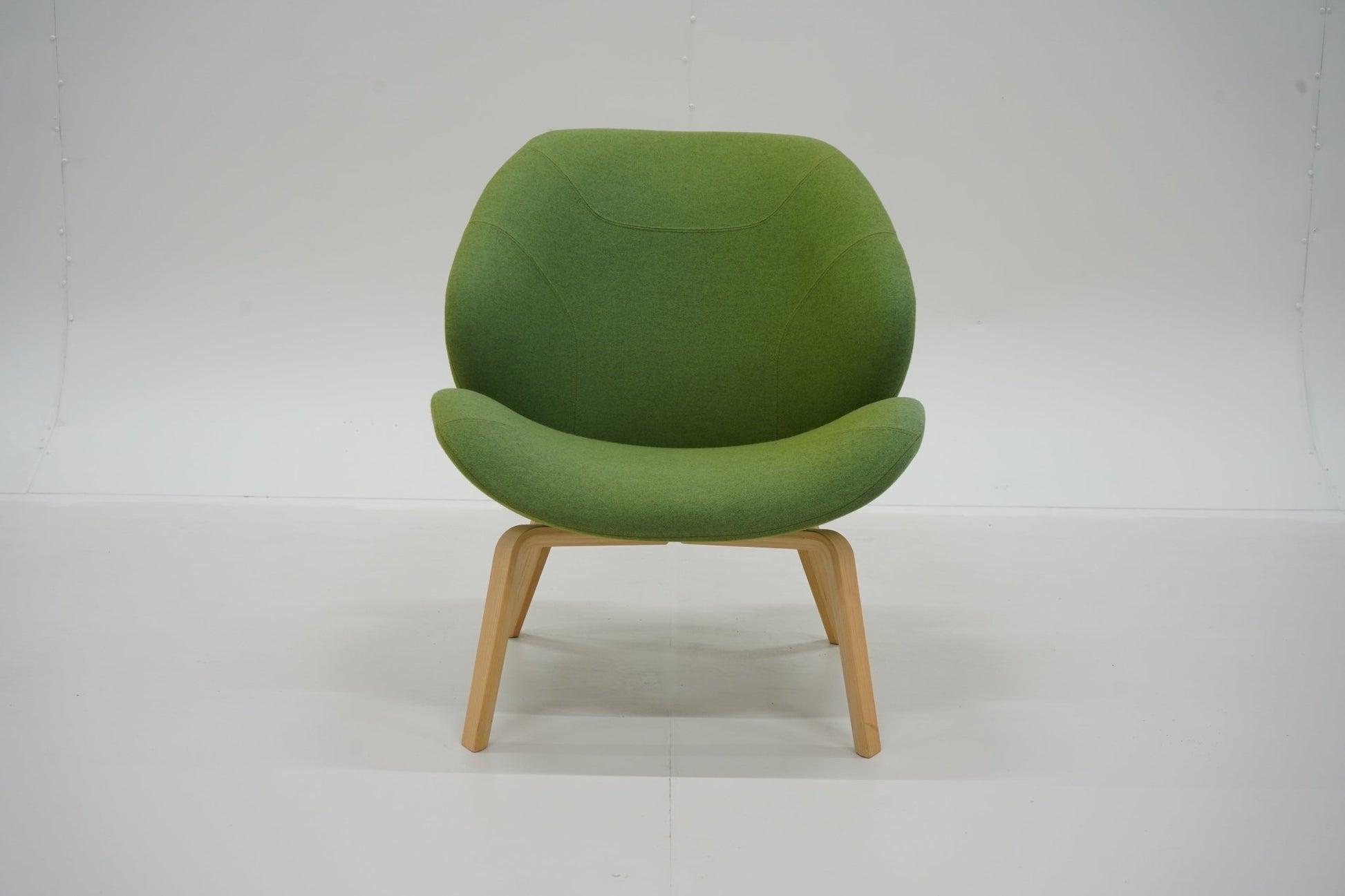 Softline Eden nojatuoli, vihreä (Design: Busk+Hertzog) - Suomen Kalustekeskus