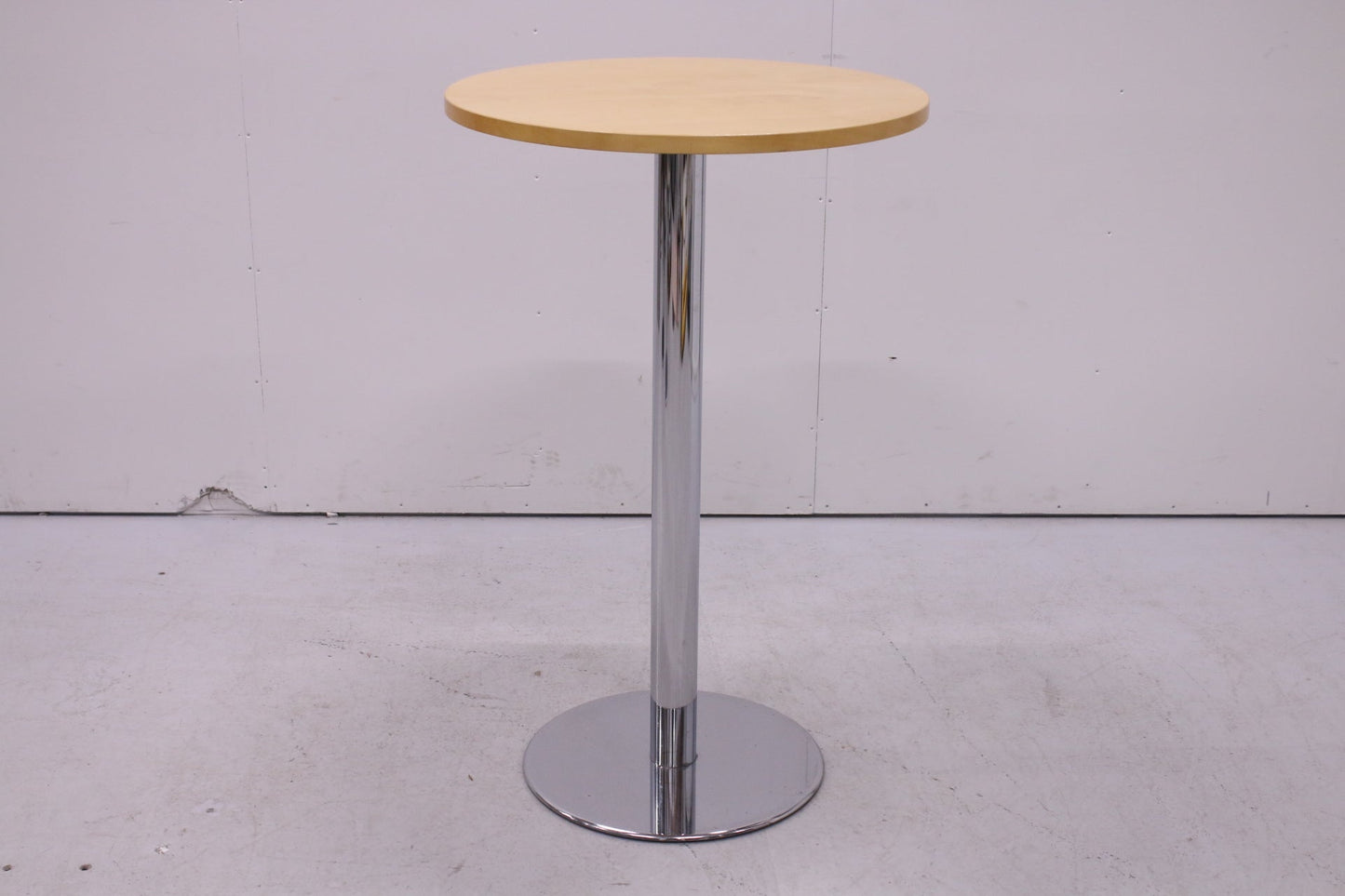 Spot pystypöytä ⌀ 70 cm - Suomen Kalustekeskus