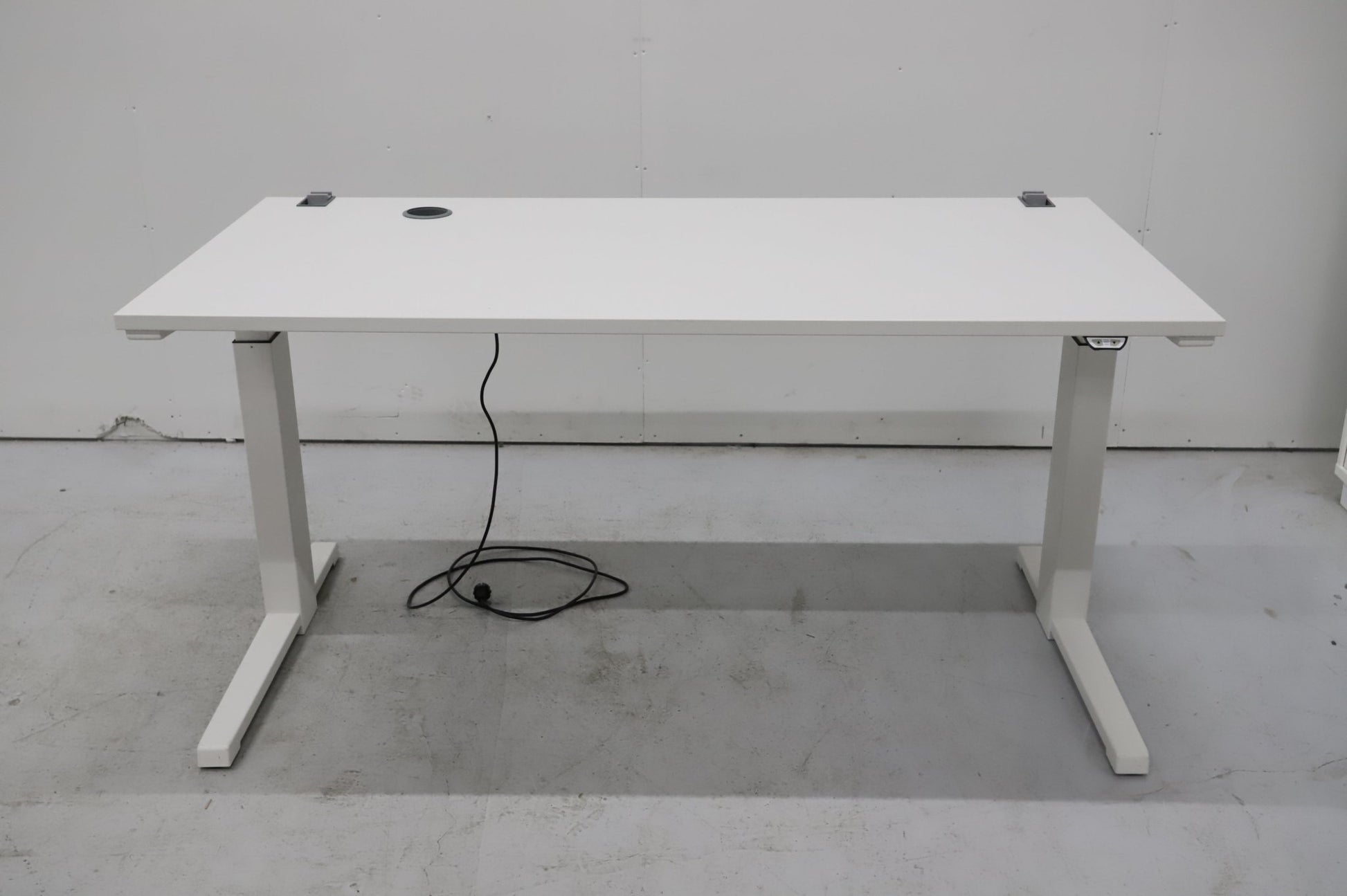 Steelcase Activa Lift 2 valkoinen sähköpöytä 160x80 - Suomen Kalustekeskus