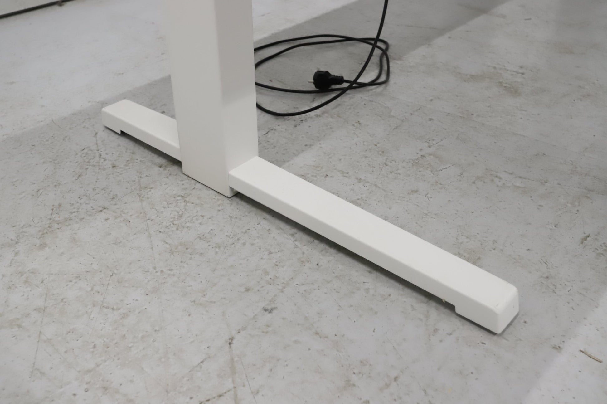 Steelcase Activa Lift 2 valkoinen sähköpöytä 160x80 - Suomen Kalustekeskus
