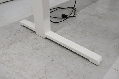 Steelcase Activa Lift 2 valkoinen sähköpöytä 160x80 - Suomen Kalustekeskus