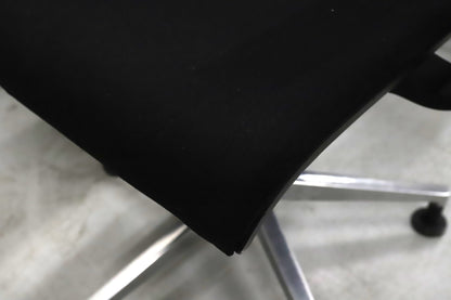 Steelcase Think - neuvotteluryhmä - Suomen Kalustekeskus