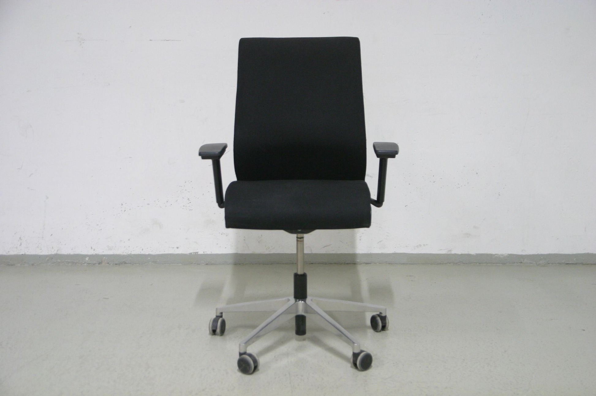Steelcase Think työtuoli - Suomen Kalustekeskus