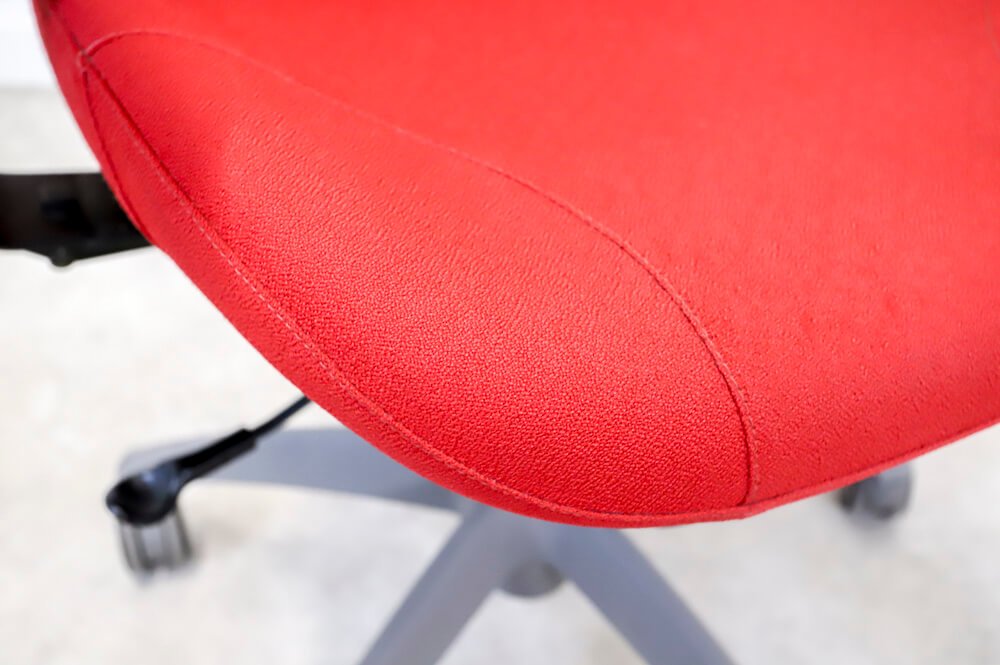 Step työtuoli niskatuella - Suomen Kalustekeskus