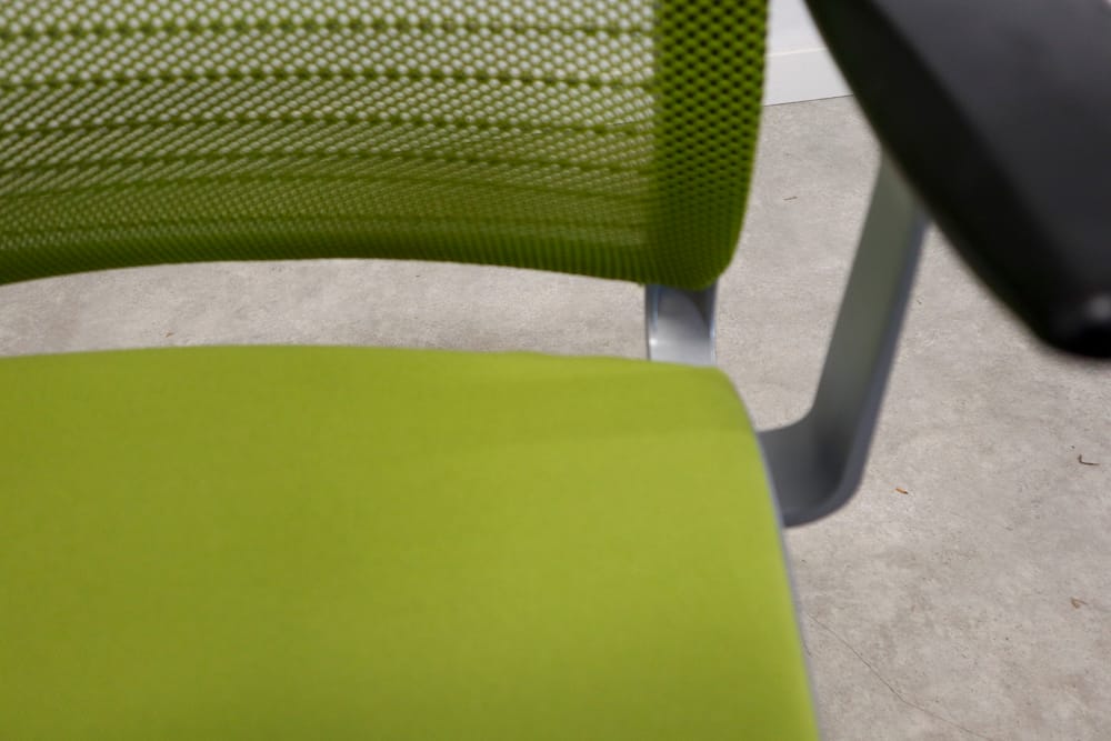 Think työtuoli - Suomen Kalustekeskus