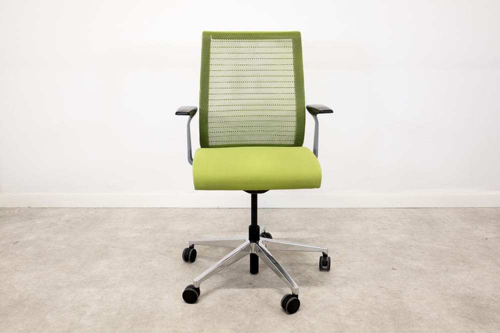 Think työtuoli - Suomen Kalustekeskus