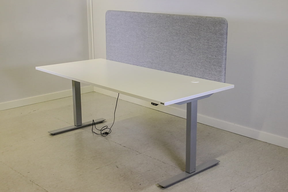 Top 530 pöytäseinäke 160 cm - Suomen Kalustekeskus