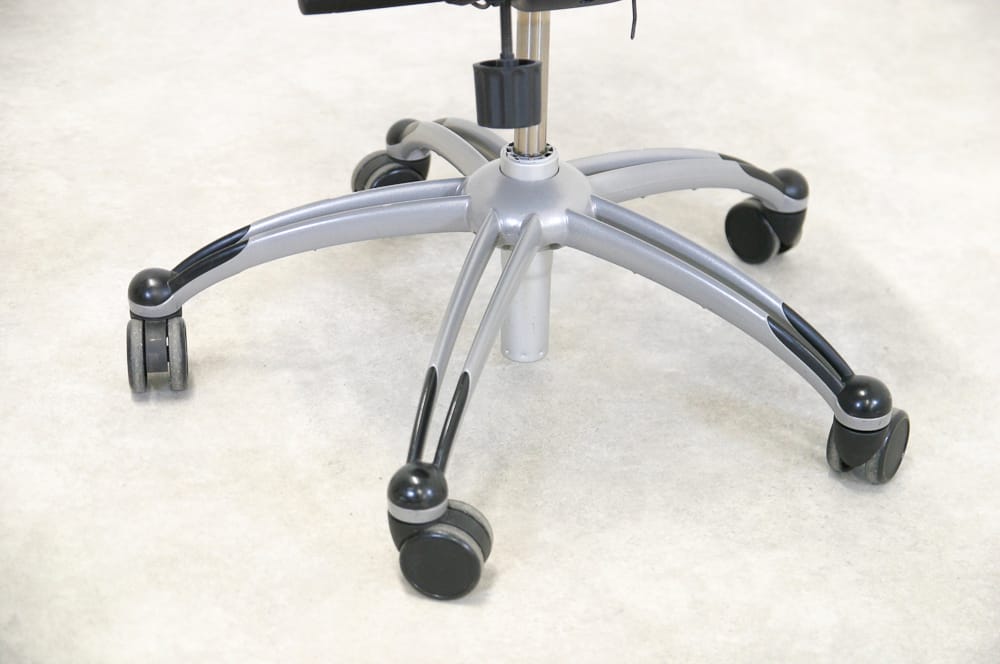 Triton työtuoli - Suomen Kalustekeskus