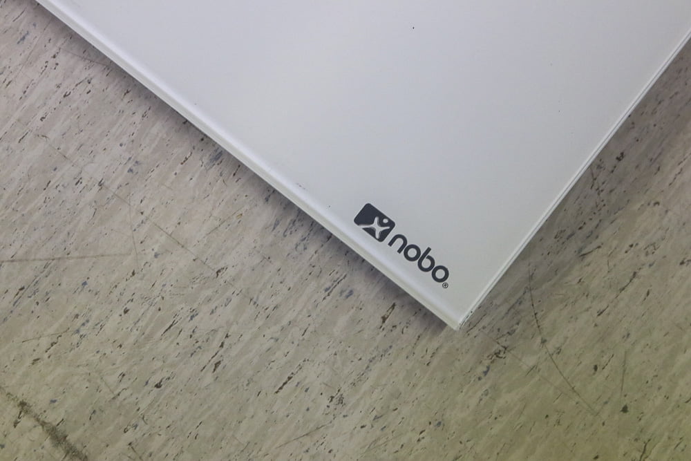 Tussitaulu 56x100cm - Suomen Kalustekeskus