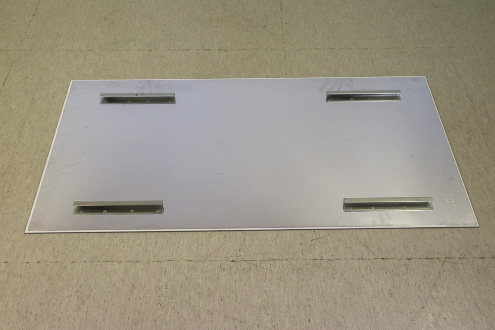 Tussitaulu 71x127cm - Suomen Kalustekeskus