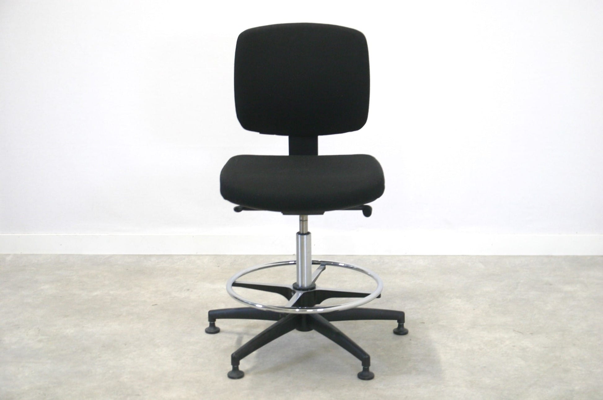 Työtuoli - Suomen Kalustekeskus