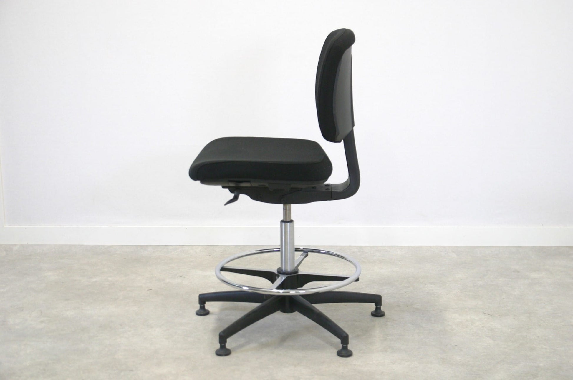 Työtuoli - Suomen Kalustekeskus