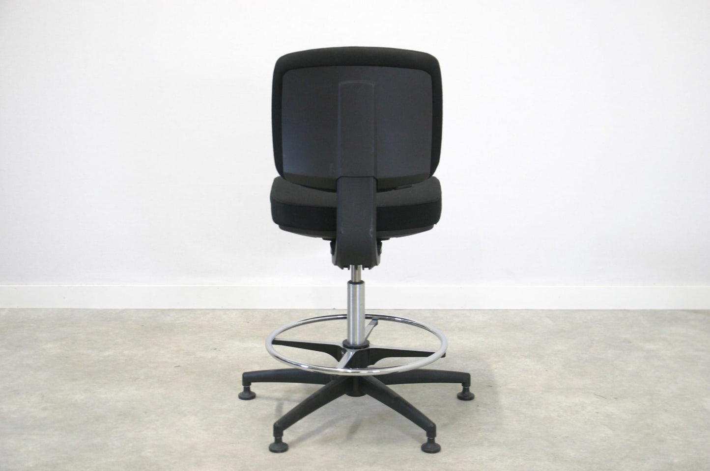 Työtuoli - Suomen Kalustekeskus