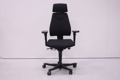 Uudelleenverhoiltu musta Kinnarps 6000 niskatuella, lyhyt selkä - Suomen Kalustekeskus