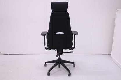 Uudelleenverhoitu Isku Step + työtuoli niskatuella - Suomen Kalustekeskus