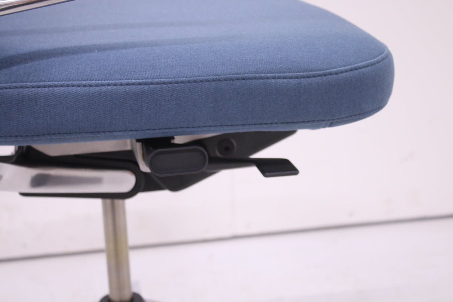 Vitra AC 5 Work - Designer - työtuoli - Suomen Kalustekeskus