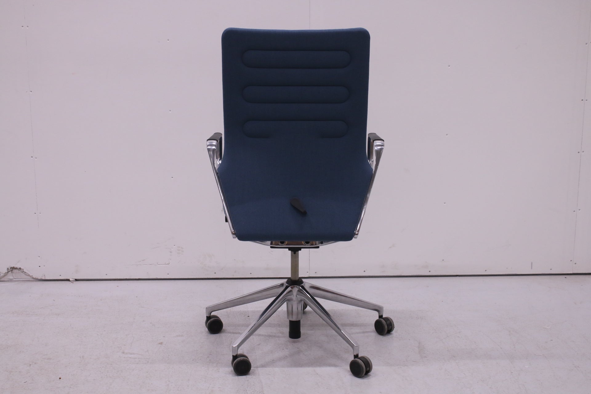 Vitra AC 5 Work - Designer - työtuoli - Suomen Kalustekeskus