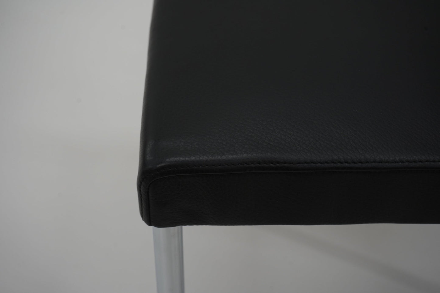 Walter Knoll Jason Lite 1900 design - tuoli / musta nahka - Suomen Kalustekeskus