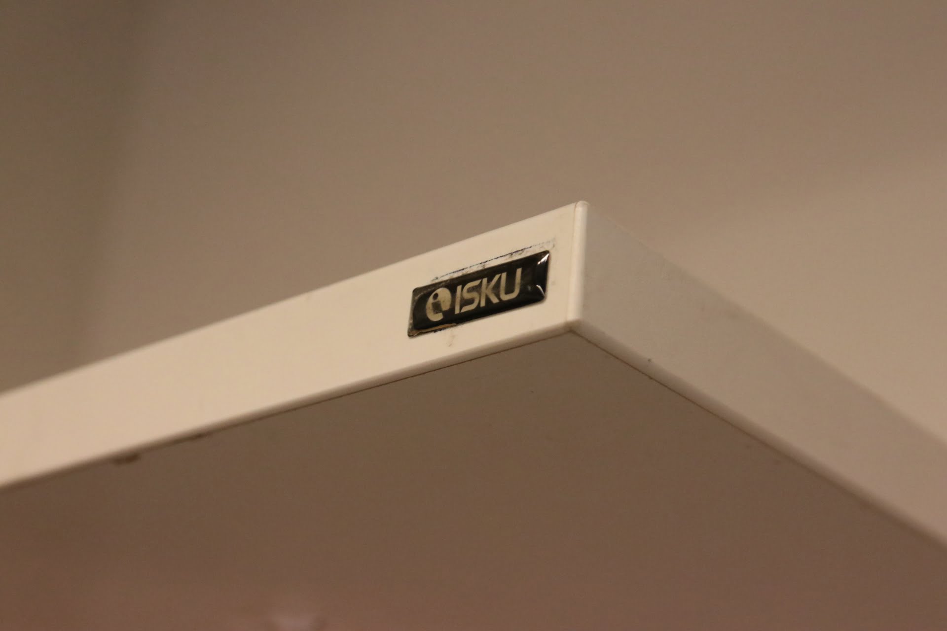 Yleispöytä - Suomen Kalustekeskus