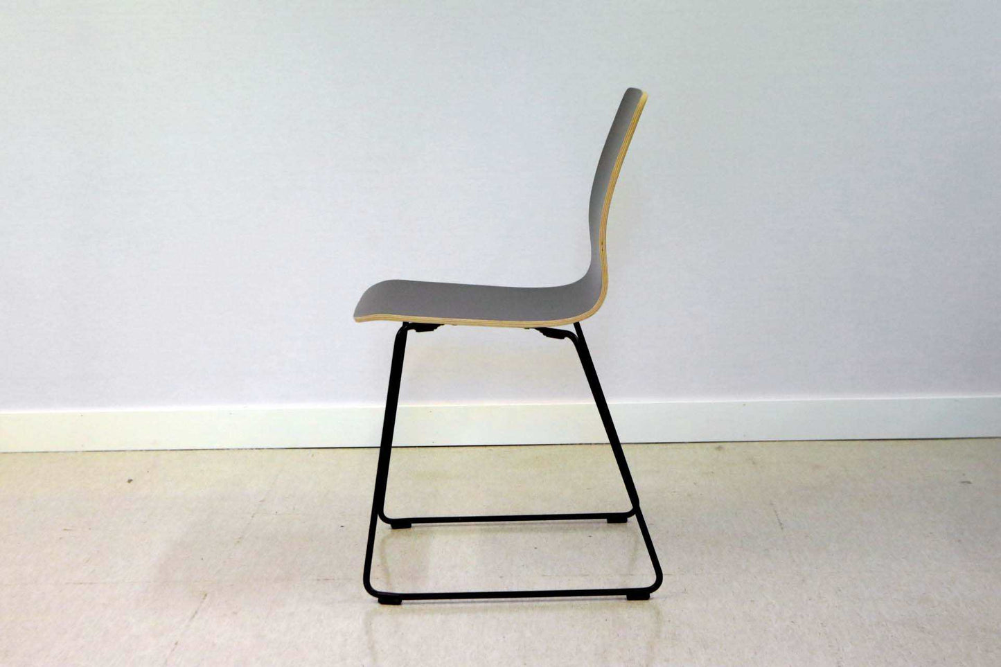 Yleistuoli - Suomen Kalustekeskus