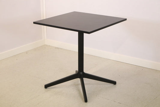 Ypsilon pöytä - Suomen Kalustekeskus